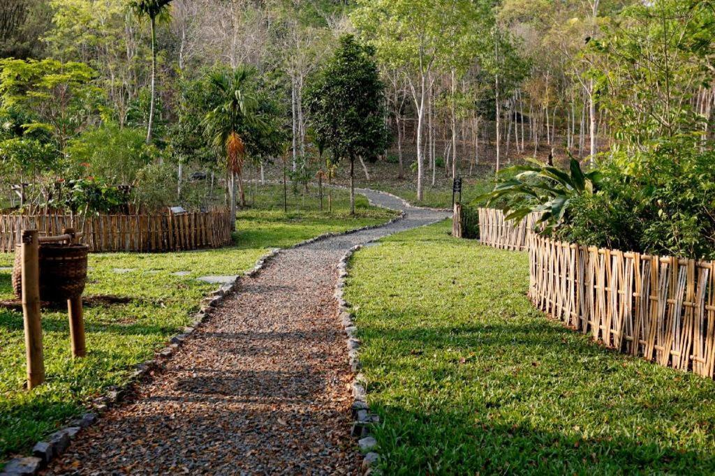 Leego Hotel Luang Prabang Exteriör bild